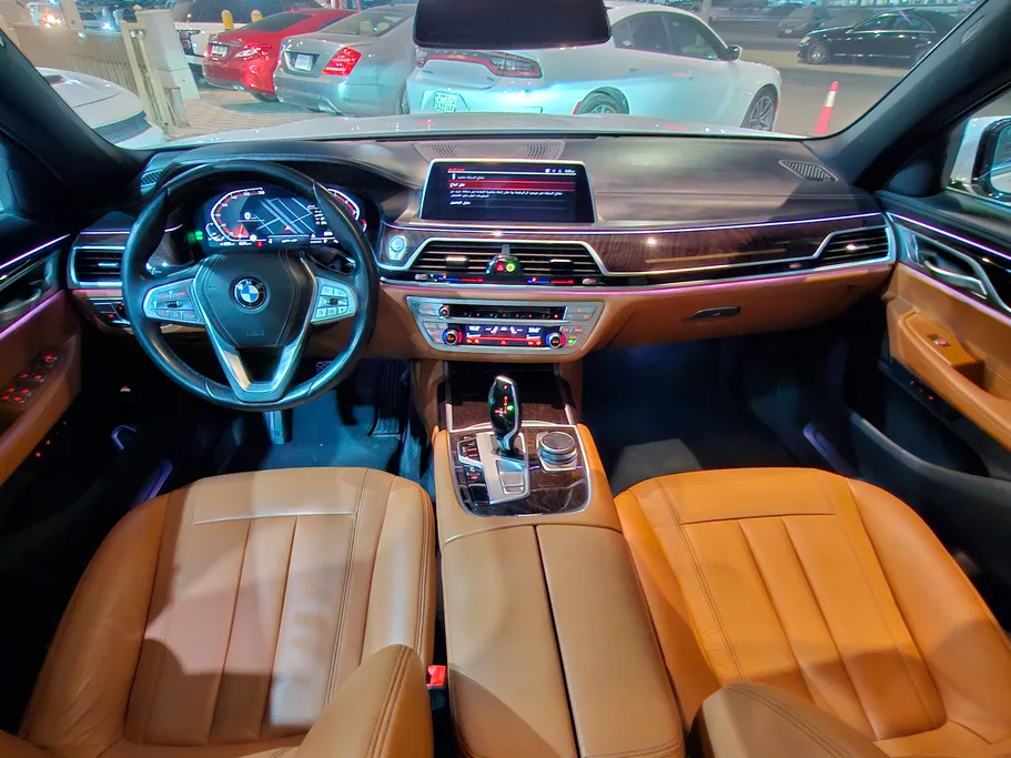2021 BMW 7 Series 730Li 