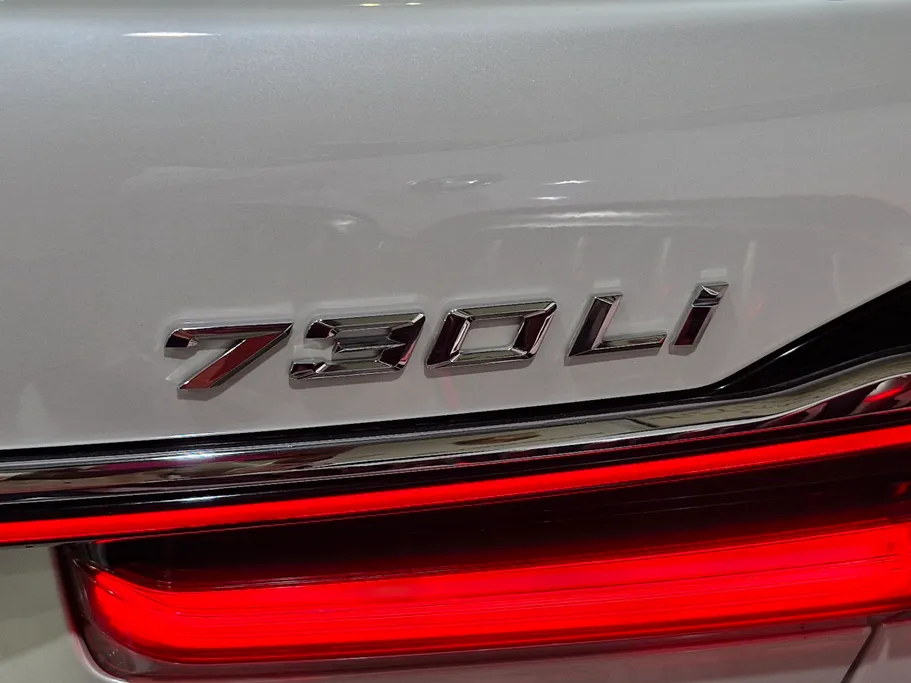 2021 BMW 7 Series 730Li 