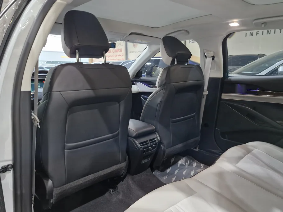 2025 Ford Taurus Titanium 