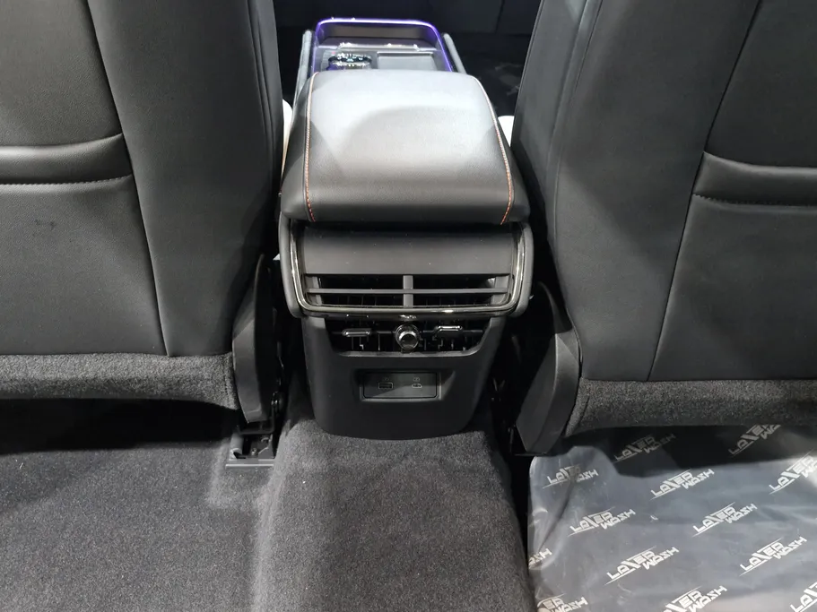 2025 Ford Taurus Titanium 