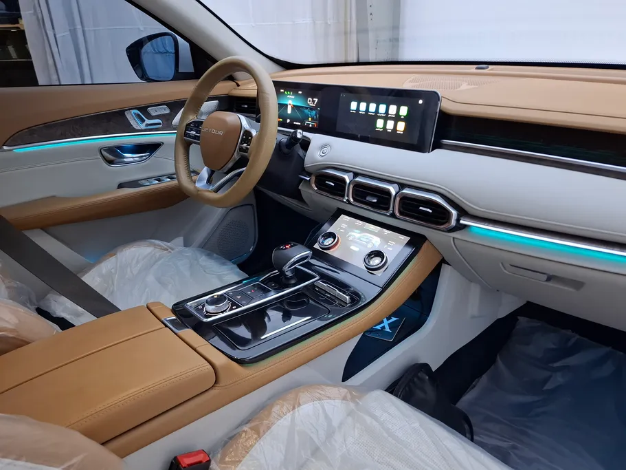 2023 Jetour X70 Plus Luxury 