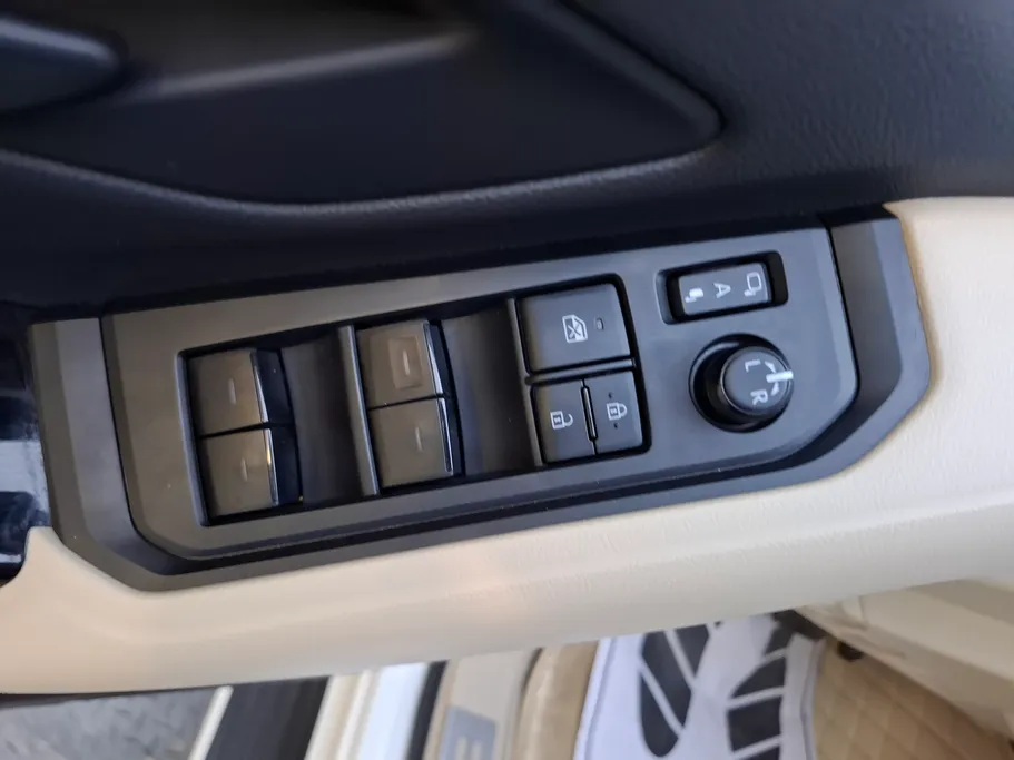 2023 Toyota Land Cruiser GXR 