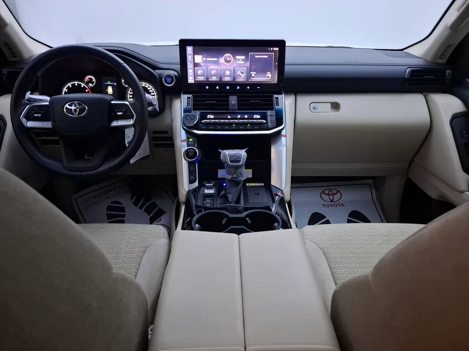 2023 Toyota Land Cruiser GXR 