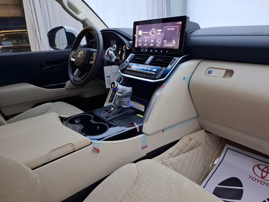 2023 Toyota Land Cruiser GXR 