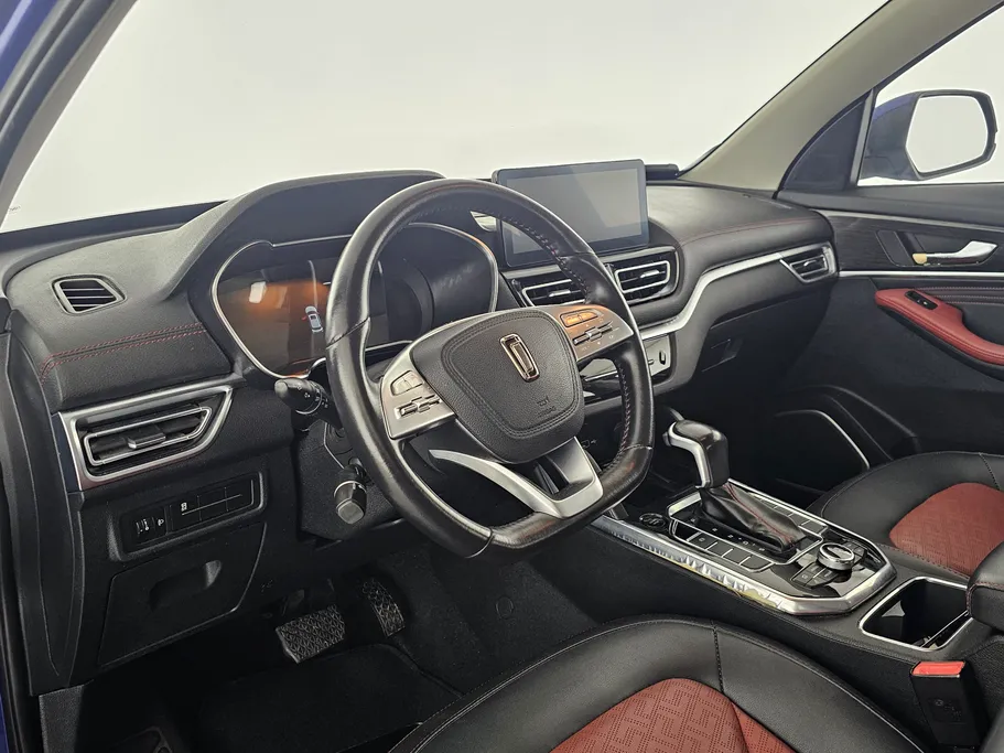 2022 FAW Bestune T33 Premium 