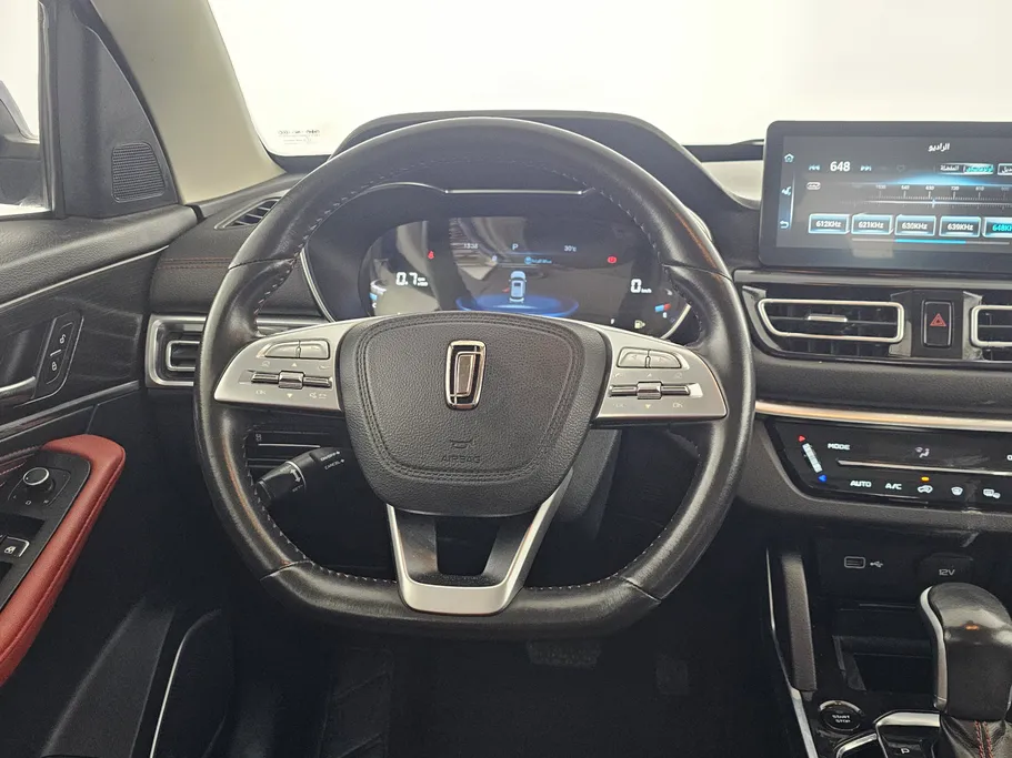 2022 FAW Bestune T33 Premium 