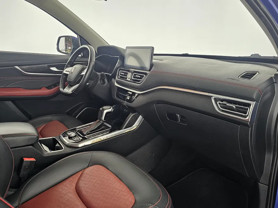 2022 FAW Bestune T33 Premium 