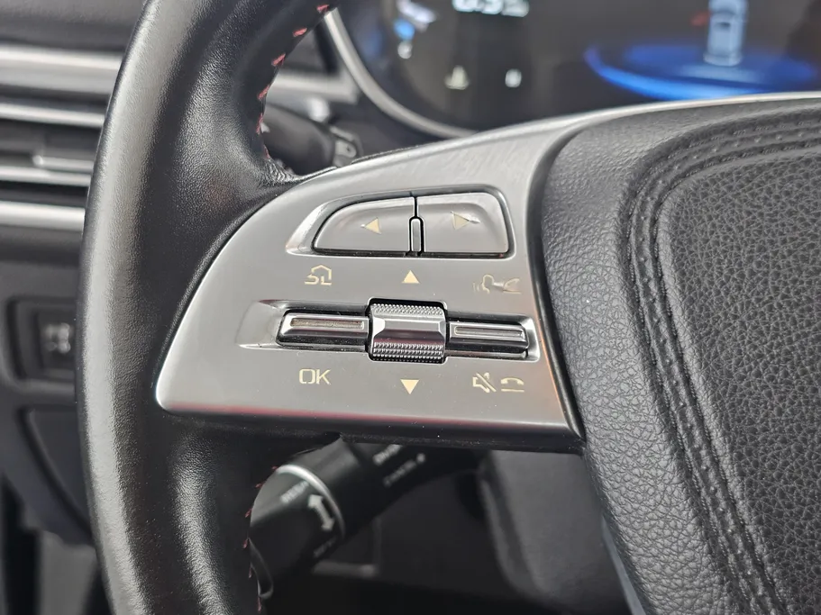 2022 FAW Bestune T33 Premium 