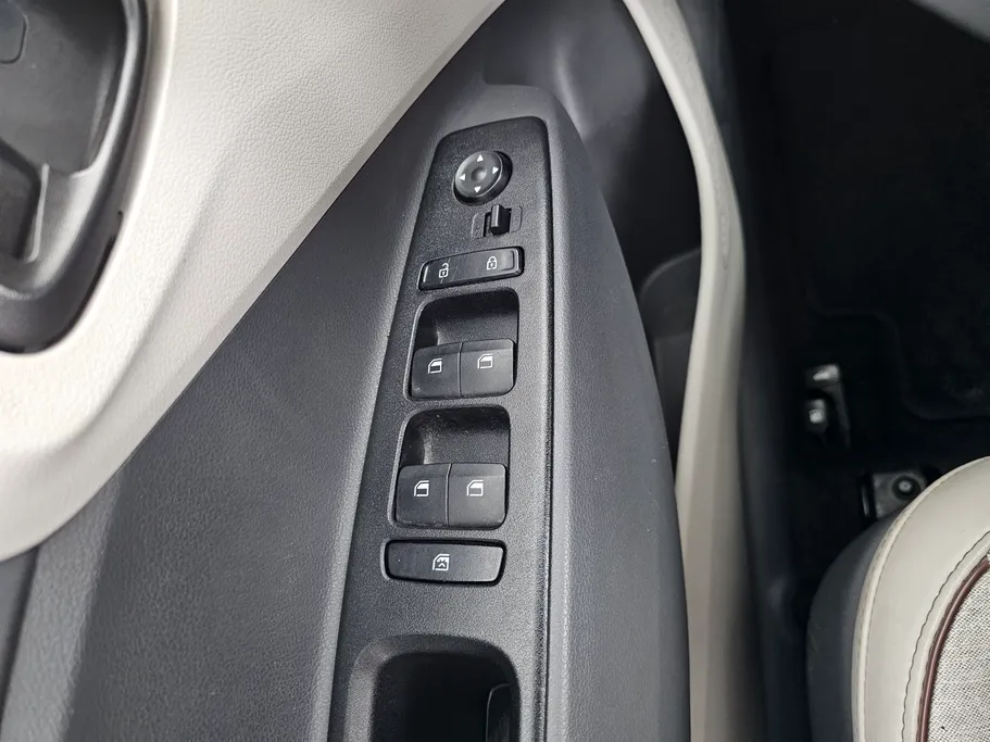 2023 Hyundai Grand i10 Fleet 