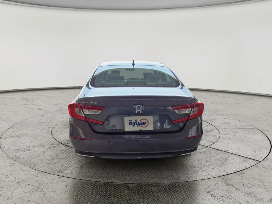 هوندا اكورد LX 2022 