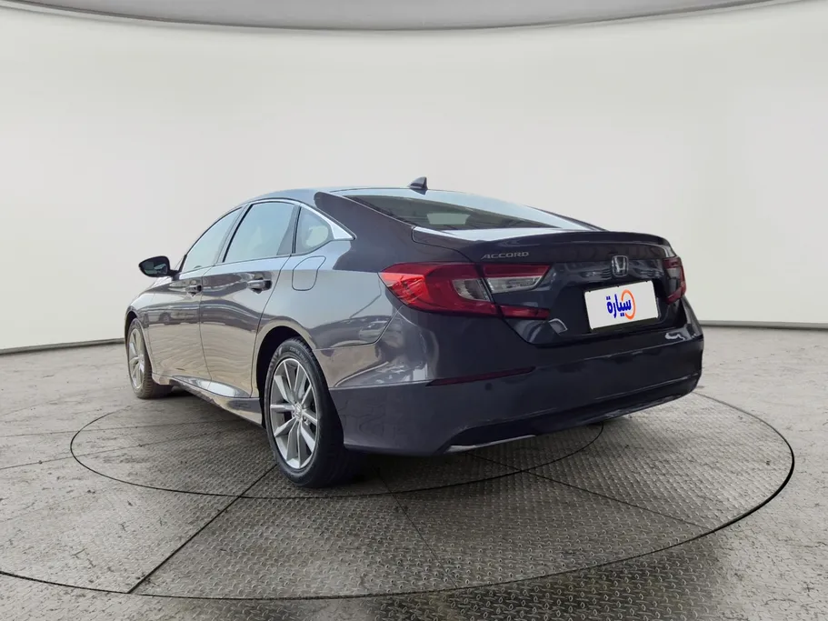 هوندا اكورد LX 2022 
