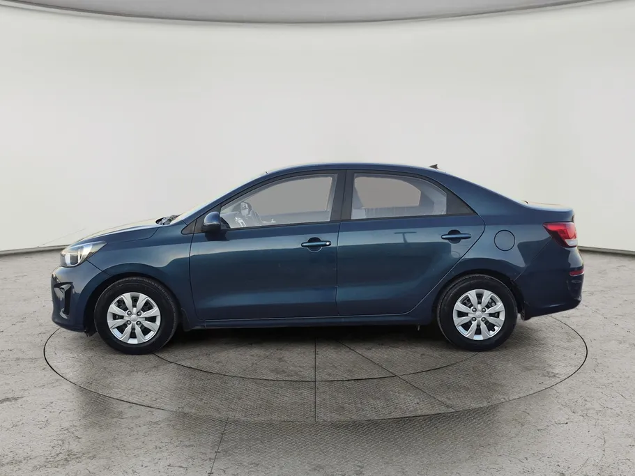 2022 Kia Pegas LX 