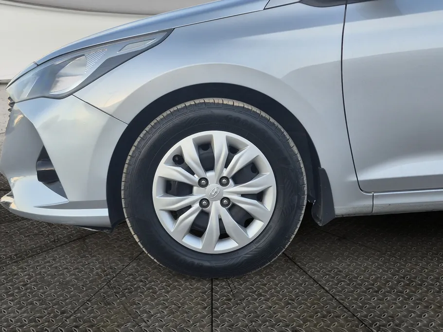 2022 Hyundai Accent Smart 