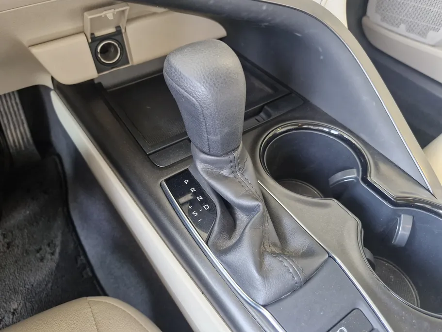 2022 Toyota Camry  LE 
