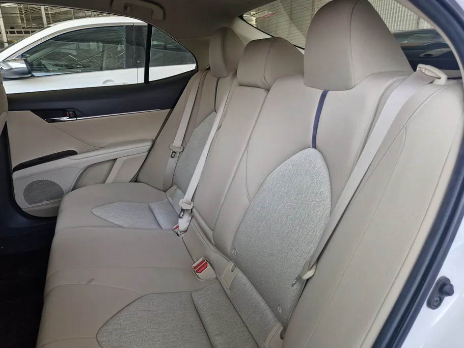 2022 Toyota Camry  LE 