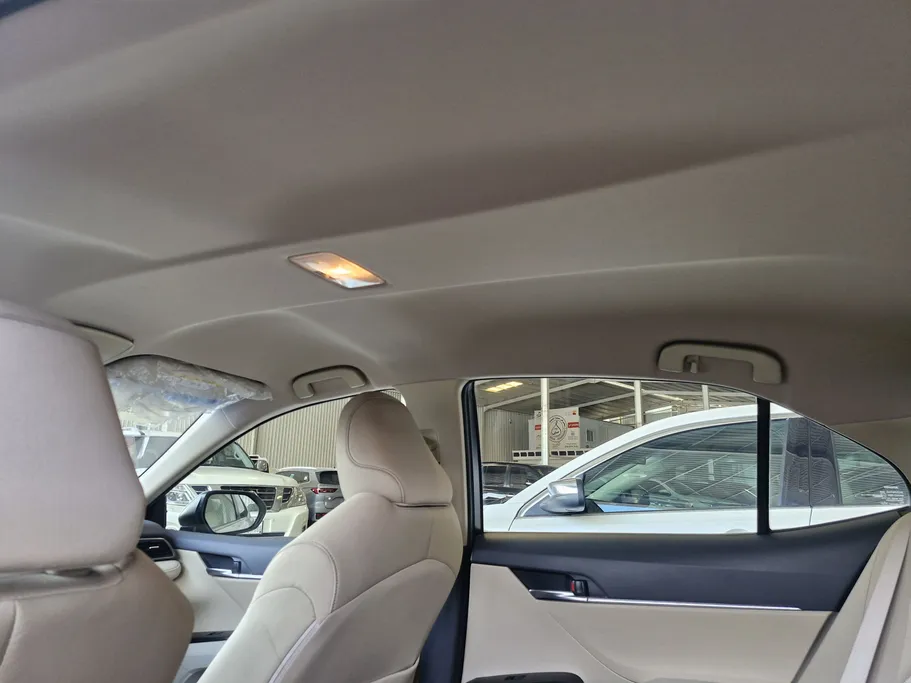 2022 Toyota Camry  LE 