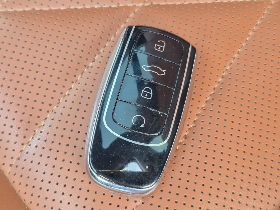 2022 Chery Tiggo 8 Pro Luxury 