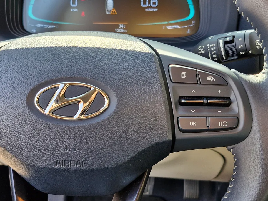 2024 Hyundai Venue Premium 