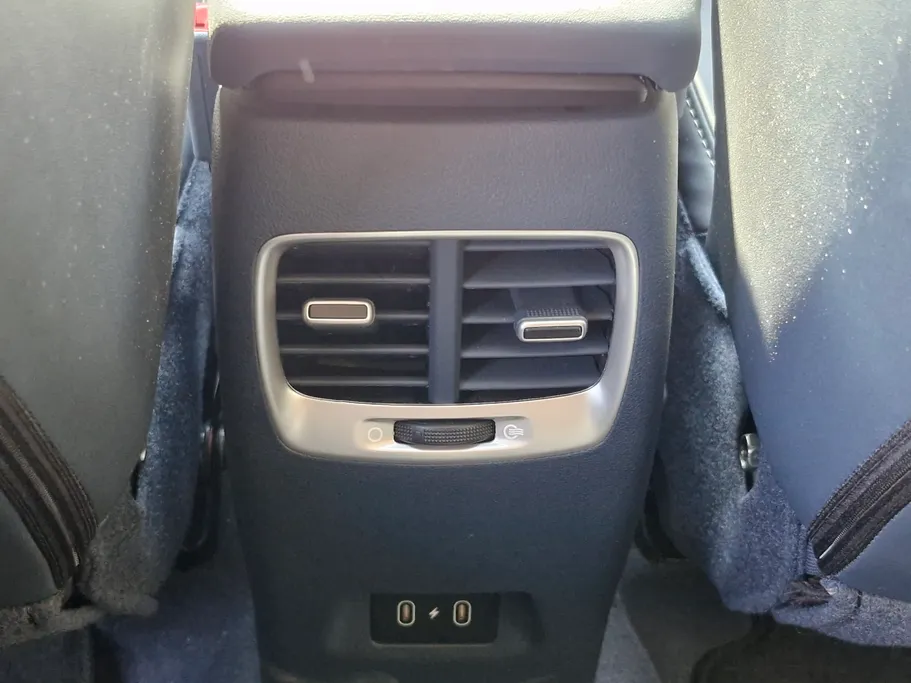 2024 Hyundai Venue Premium 
