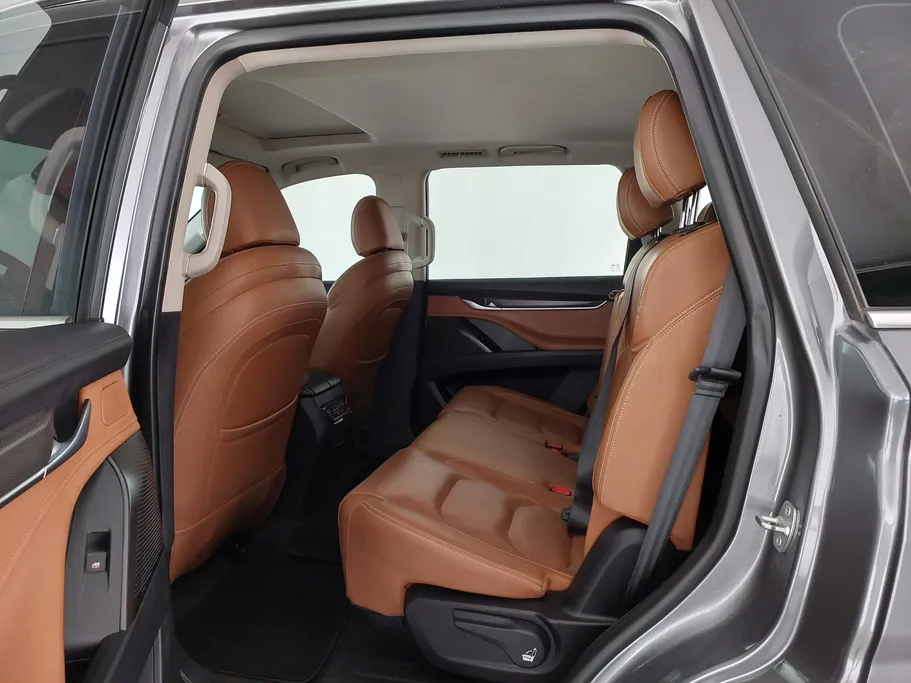 ماكسيوس D90 Pro اكسكتيف لكجري 2023 