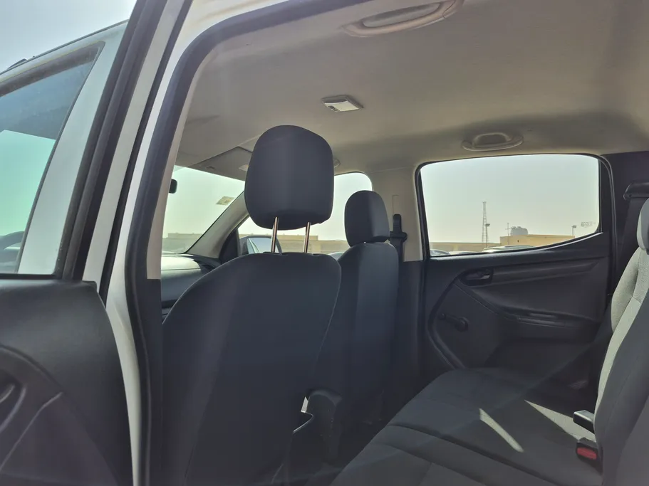 ايسوزو دي ماكس DC 4x2 Diesel 2021 