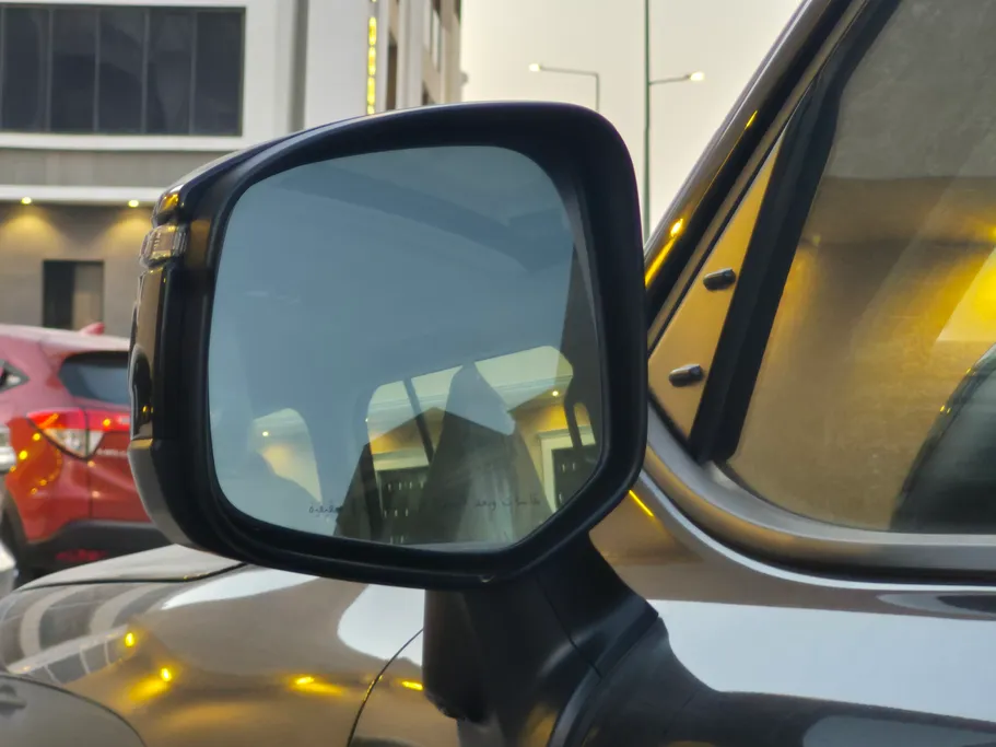 تويوتا لاندكروزر GXR3 2025 