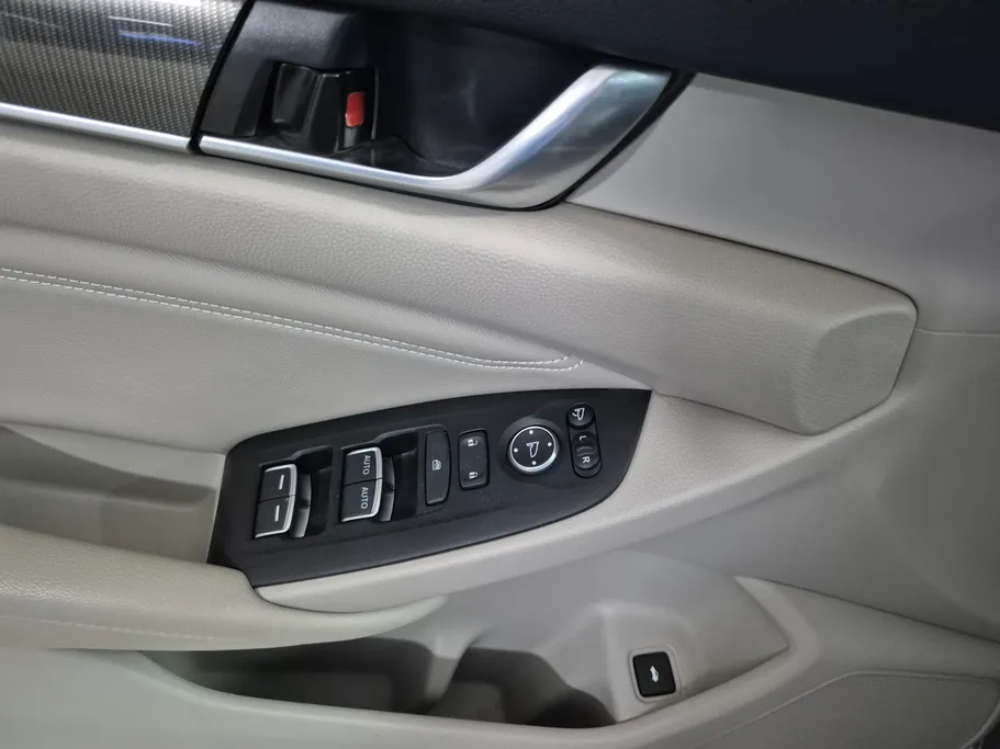 2022 Honda Accord LX Sport 