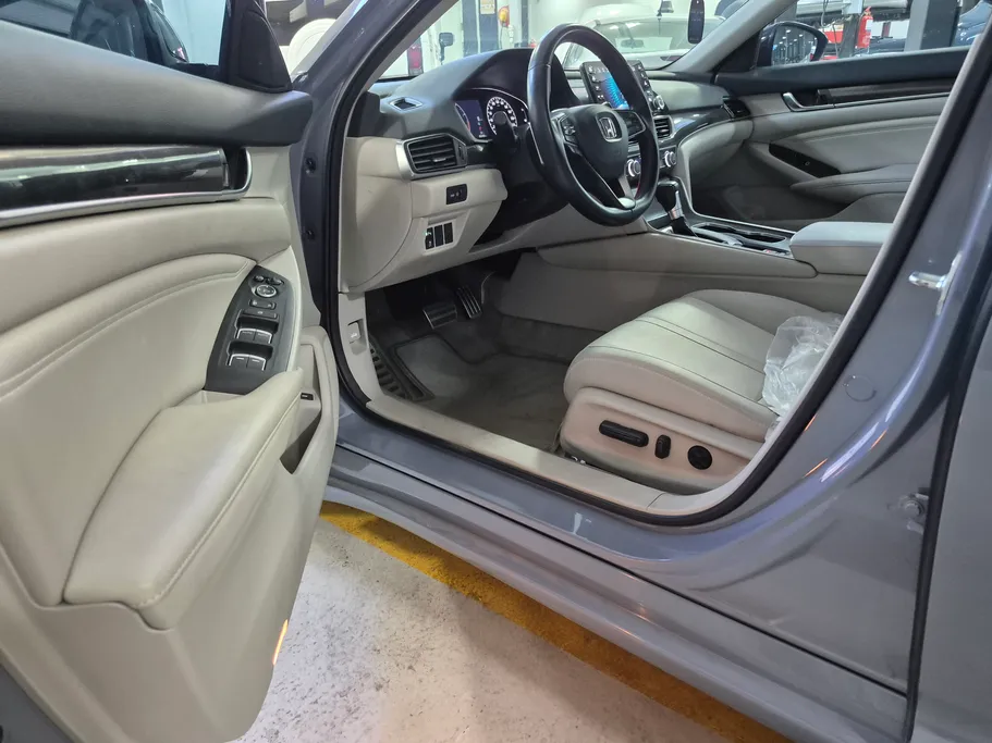 2022 Honda Accord LX Sport 