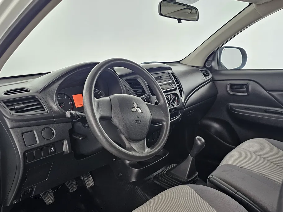 2023 Mitsubishi L200 Regular Cap 