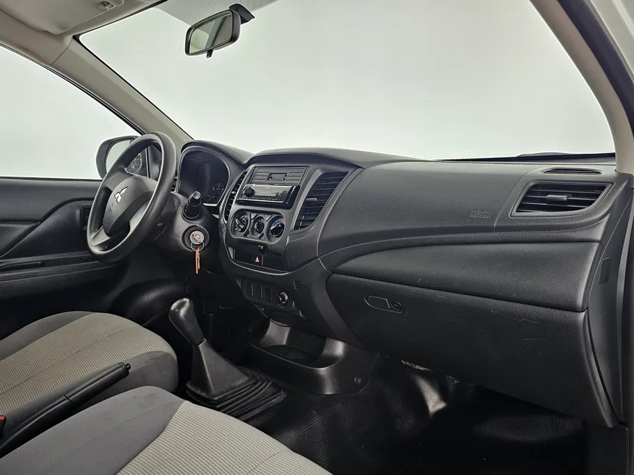 2023 Mitsubishi L200 Regular Cap 
