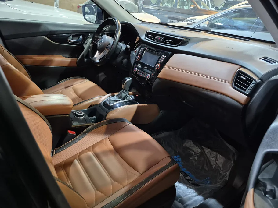 2020 Nissan Xtrail SL 