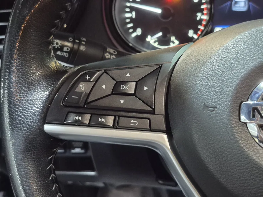 2020 Nissan Xtrail SL 