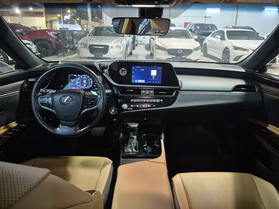 لكزس ES 350 STD 2023 