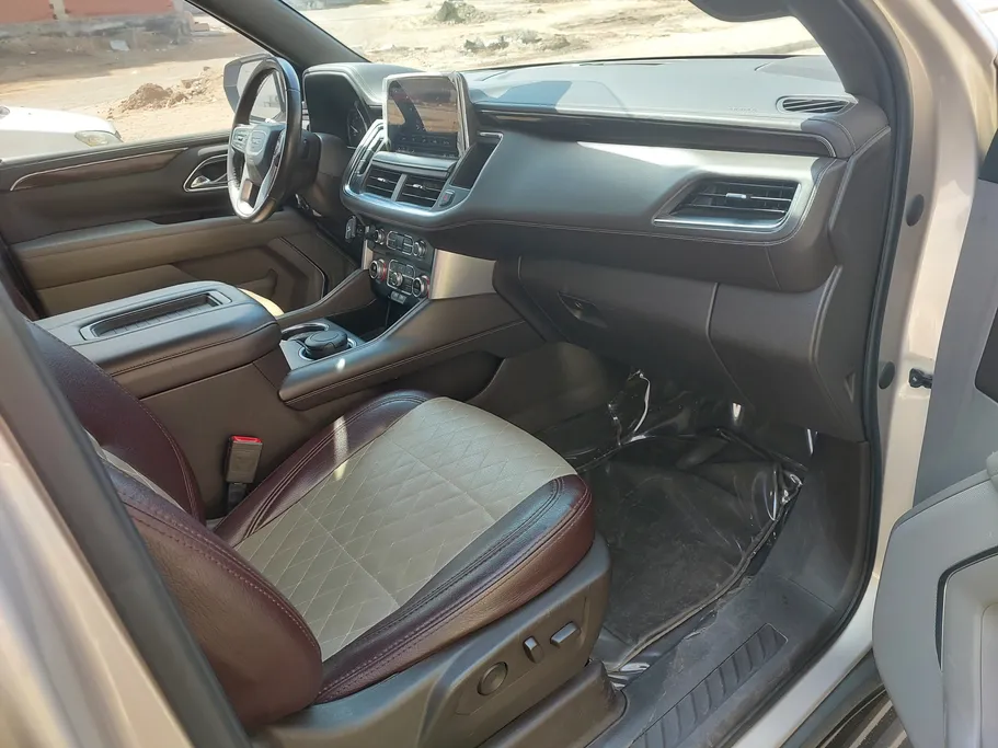 2021 GMC Yukon SLE 