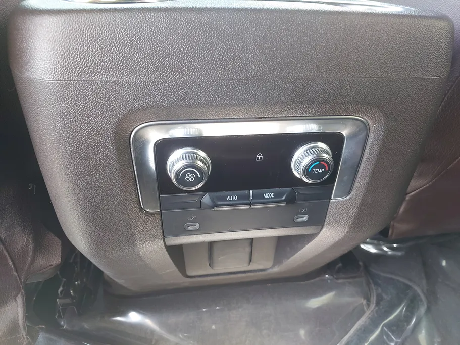 2021 GMC Yukon SLE 
