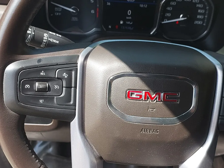 2021 GMC Yukon SLE 