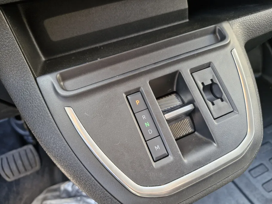 2025 Peugeot Expert VAN 
