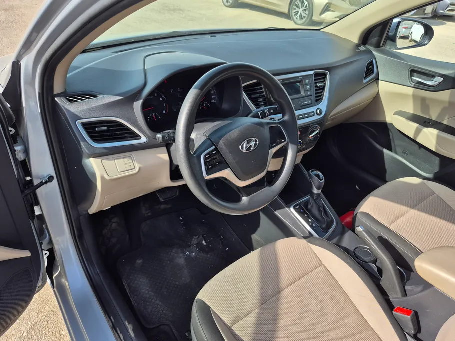 2022 Hyundai Accent Smart 