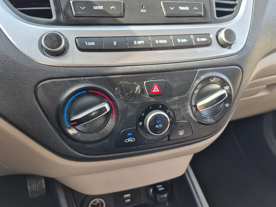 2022 Hyundai Accent Smart 