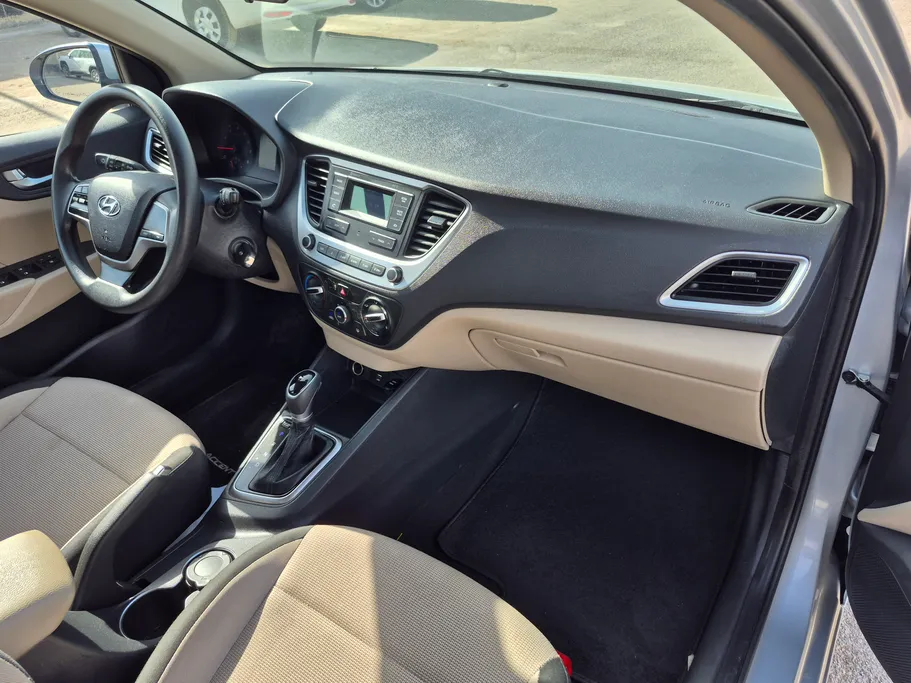 2022 Hyundai Accent Smart 