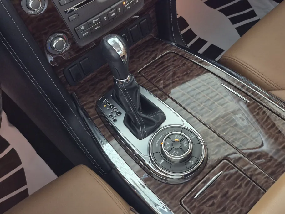 2019 Nissan Patrol Platinum 