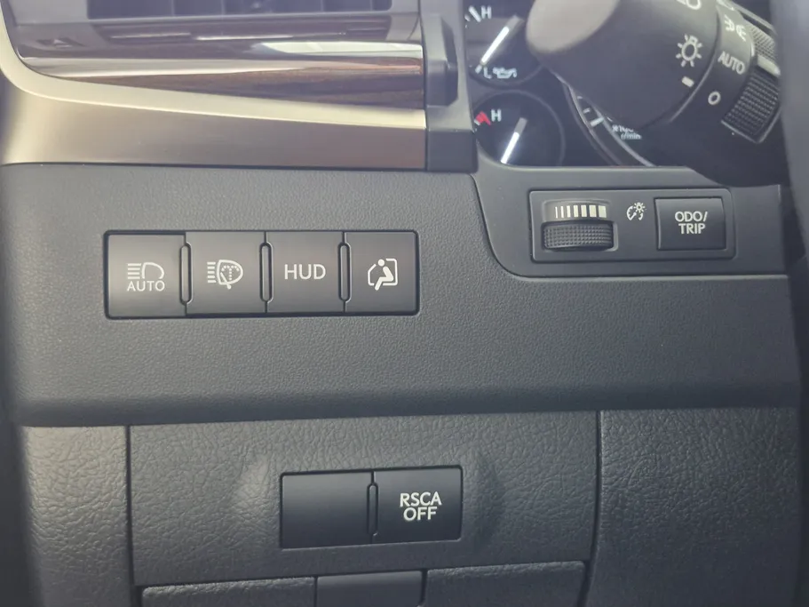 لكزس LX 570 S 2020 