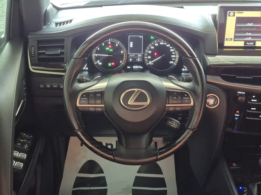 لكزس LX 570 S 2020 