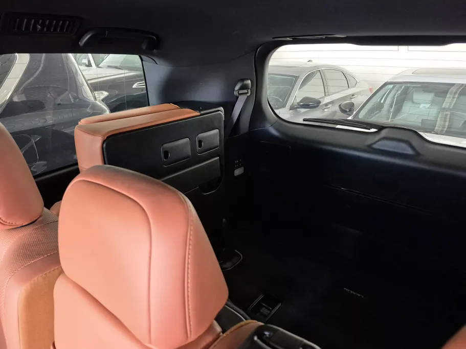 لكزس LX 570 S 2020 
