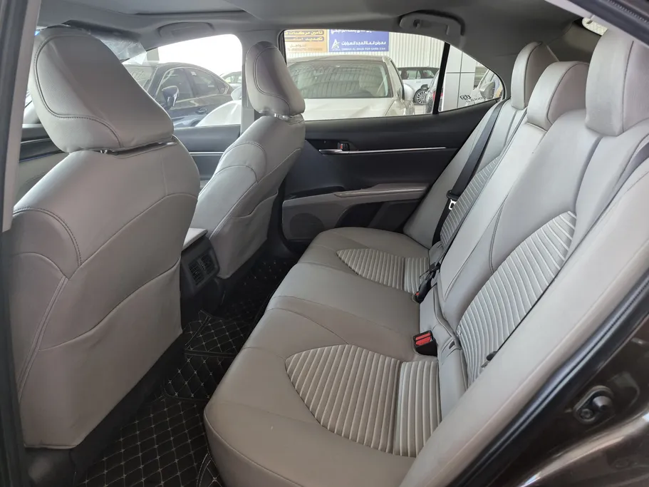 2022 Toyota Camry  SE 