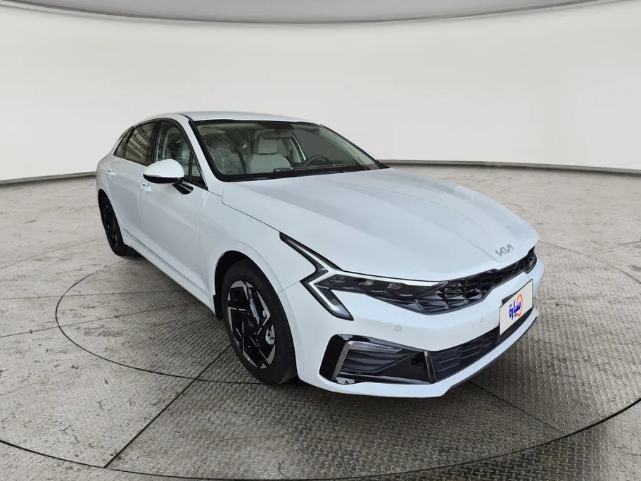 2025 Kia K5 LX2 