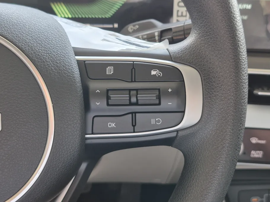 2025 Kia K5 LX2 