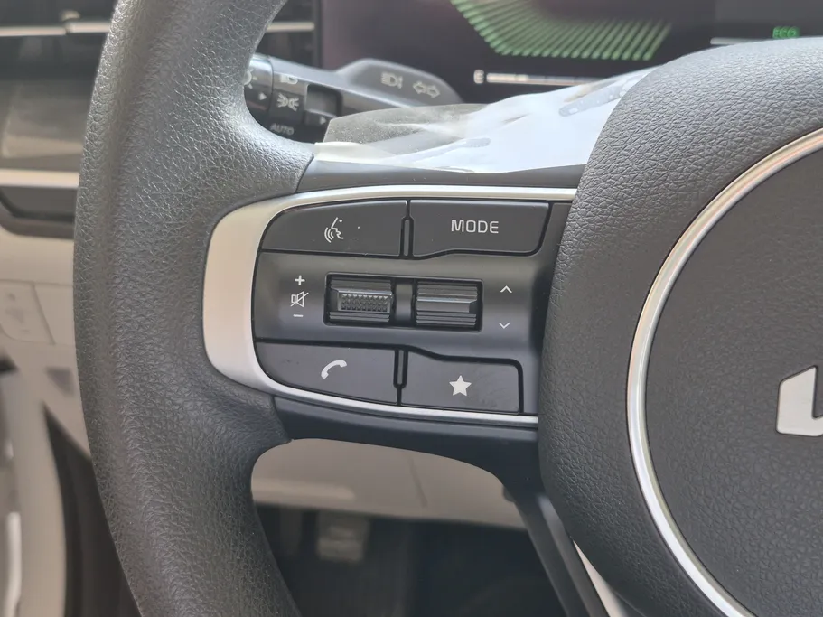 2025 Kia K5 LX2 