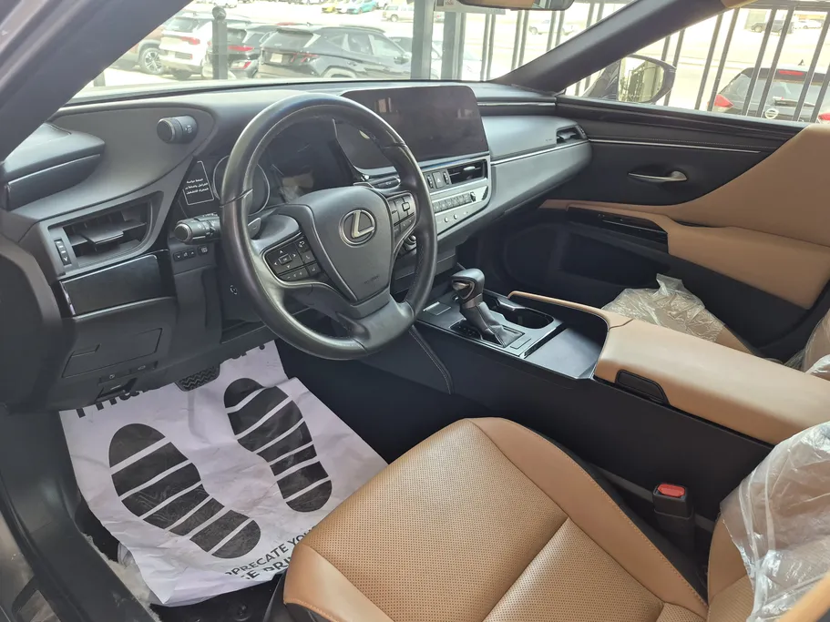 لكزس ES 250 AA Elegant 2023 