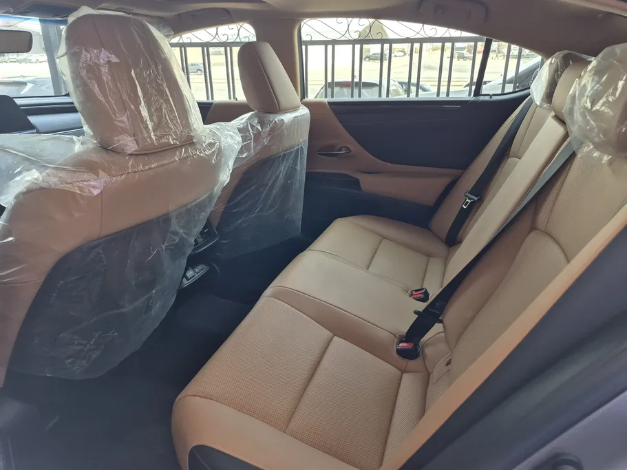لكزس ES 250 AA Elegant 2023 